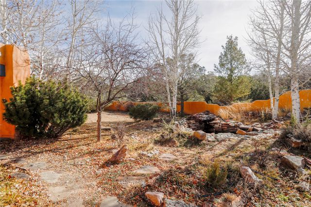 2601 Caminito Carlitos, Santa Fe, NM 87505