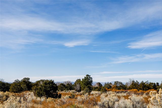 2601 Caminito Carlitos, Santa Fe, NM 87505