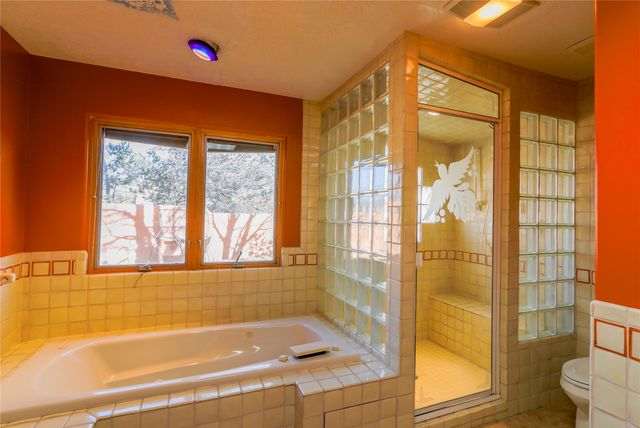 2601 Caminito Carlitos, Santa Fe, NM 87505