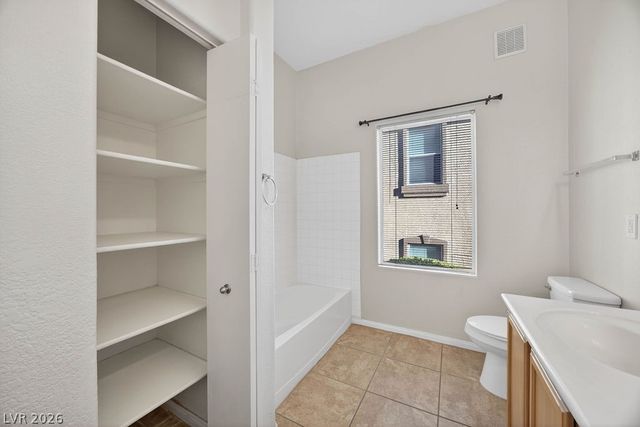 3515 Cactus Shadow Street 101, Las Vegas, NV 89129