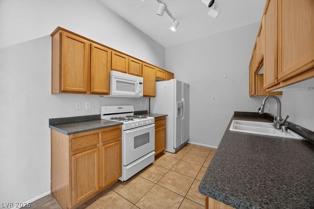 3515 Cactus Shadow Street 101, Las Vegas, NV 89129