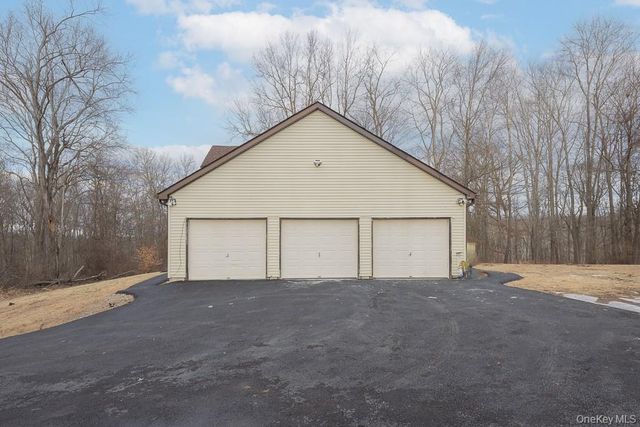 248 Bull Road, Washingtonville, NY 10992