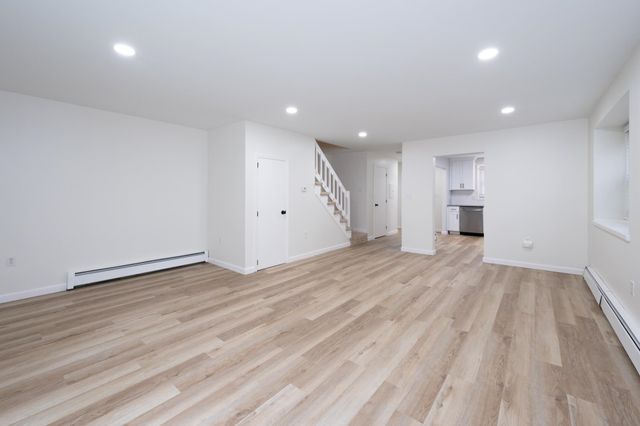 31 South Avenue L, Derry, NH 03038