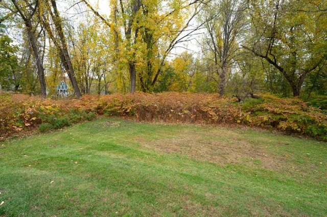 31 South Avenue L, Derry, NH 03038