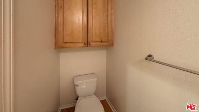 5730 S Glennie Lane B, Los Angeles, CA 90016