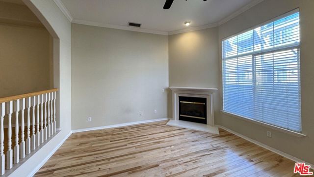 5730 S Glennie Lane B, Los Angeles, CA 90016