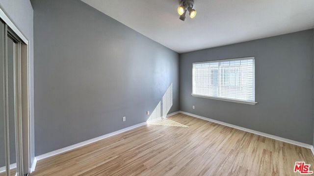 5730 S Glennie Lane B, Los Angeles, CA 90016