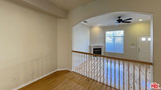 5730 S Glennie Lane B, Los Angeles, CA 90016