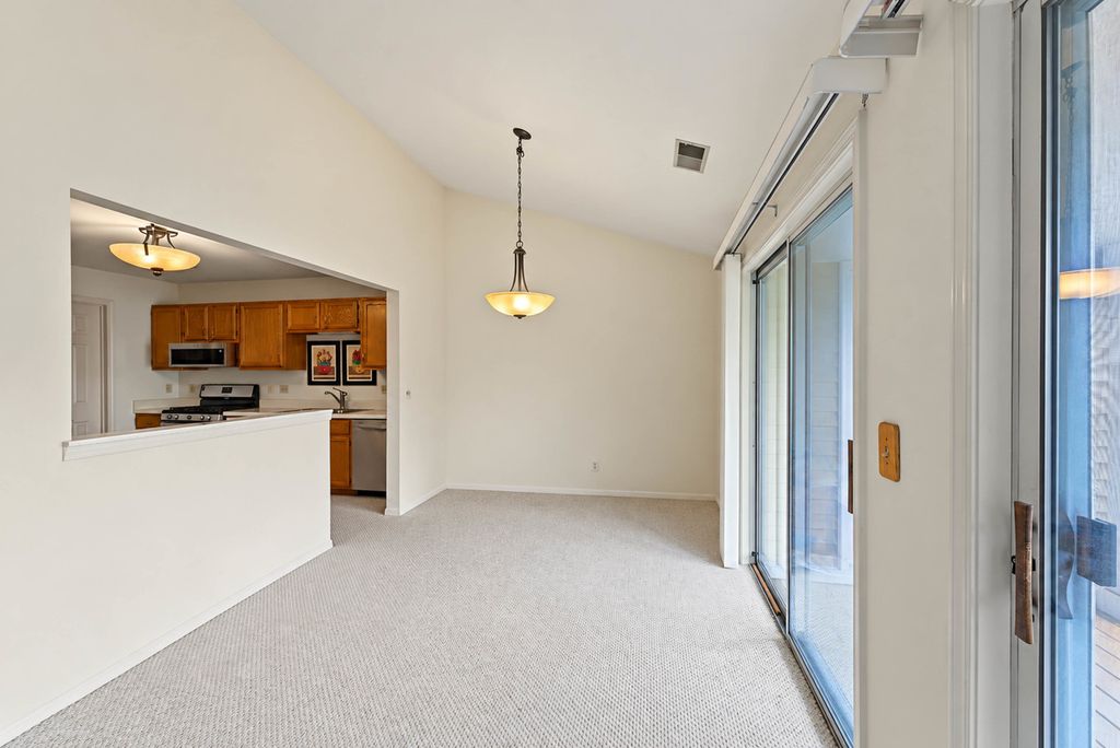 1005 Butternut Lane C, Mount Prospect, IL 60056 — photo 5