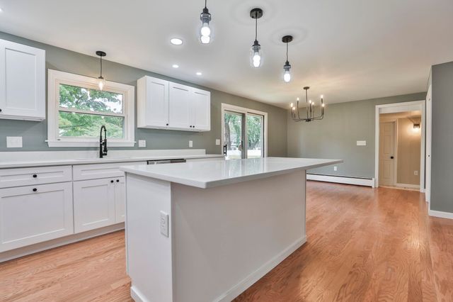 239 Brennan Street, Manchester, NH 03109