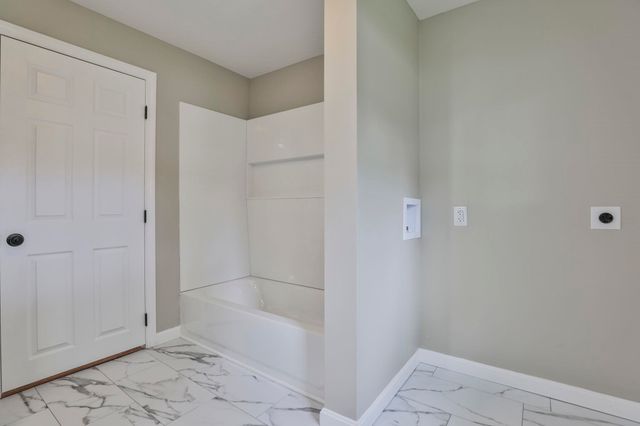 239 Brennan Street, Manchester, NH 03109