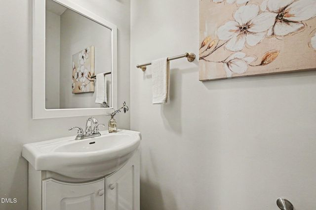 104 Whitehaven Lane, Cary, NC 27519