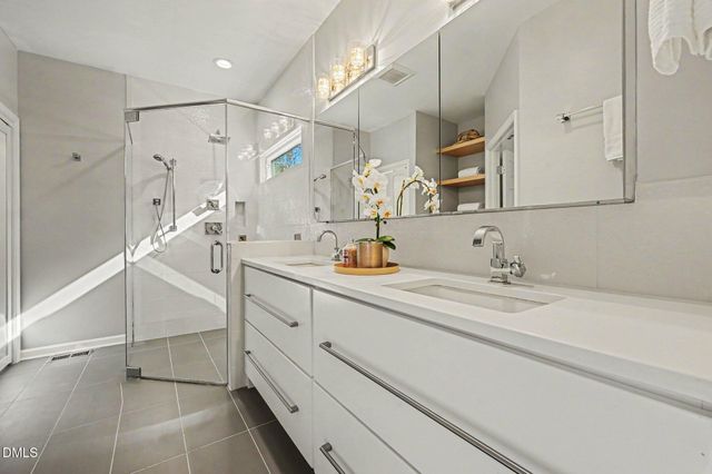 104 Whitehaven Lane, Cary, NC 27519