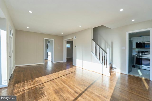 6621 CORNELL DR, Alexandria, VA 22307