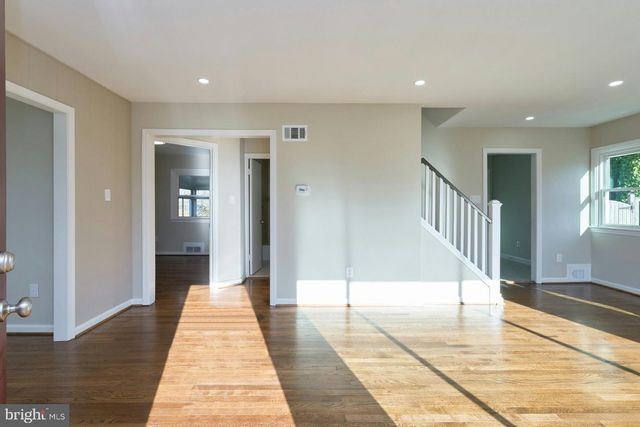 6621 CORNELL DR, Alexandria, VA 22307