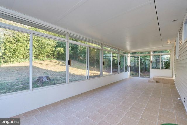 6621 CORNELL DR, Alexandria, VA 22307