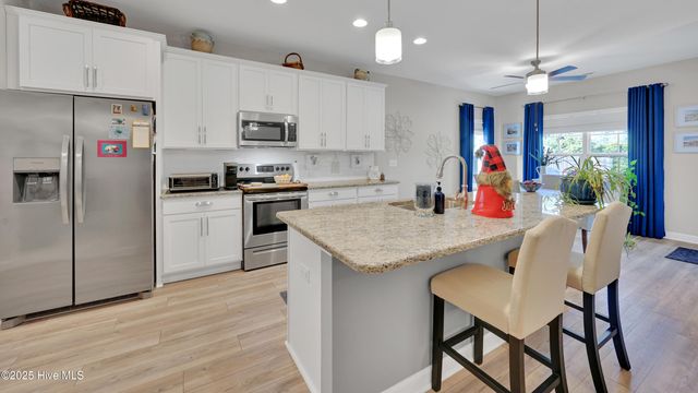 578 Transom Way, Sneads Ferry, NC 28460