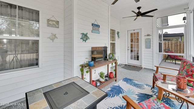 578 Transom Way, Sneads Ferry, NC 28460