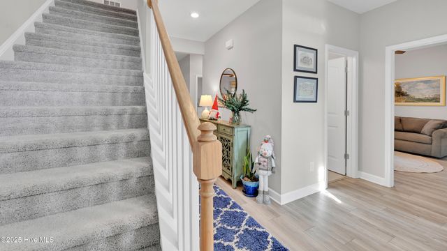 578 Transom Way, Sneads Ferry, NC 28460