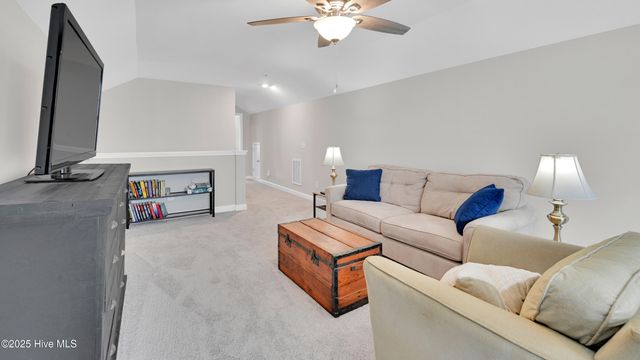 578 Transom Way, Sneads Ferry, NC 28460