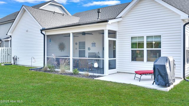 578 Transom Way, Sneads Ferry, NC 28460