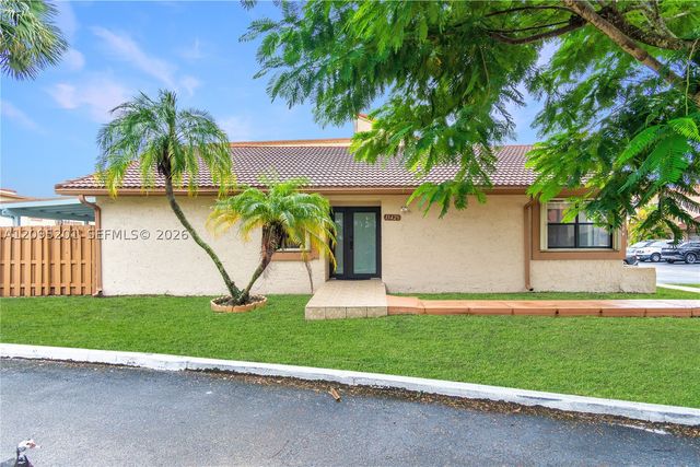 13429 SW 13th Ln, Miami, FL 33184