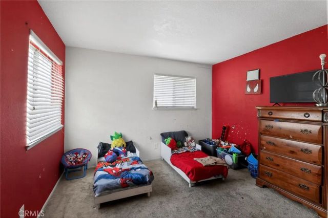 13281 Luna, Victorville, CA 92392