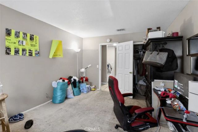 13281 Luna, Victorville, CA 92392