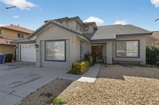 13281 Luna, Victorville, CA 92392