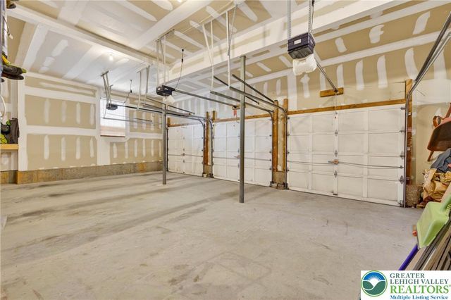 2705 Fringe Lane, Forks Twp, PA 18040