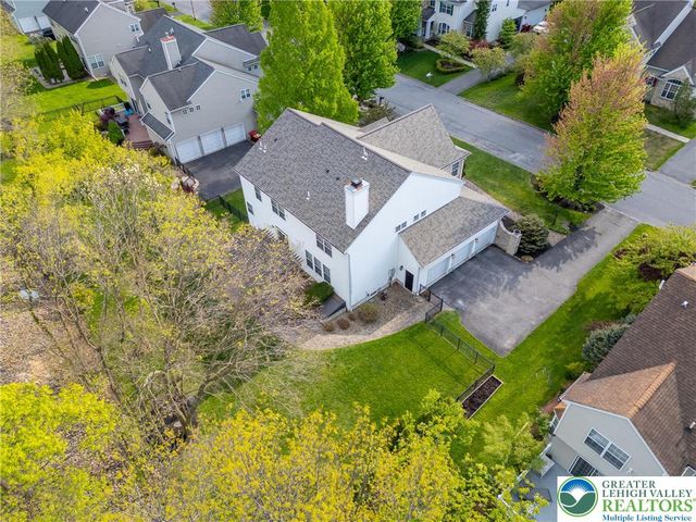 2705 Fringe Lane, Forks Twp, PA 18040