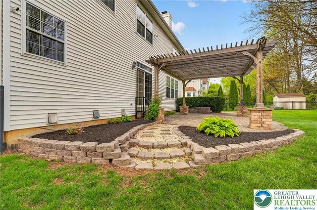 2705 Fringe Lane, Forks Twp, PA 18040