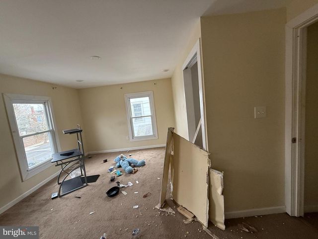 220 N 3RD ST, Millville, NJ 08332