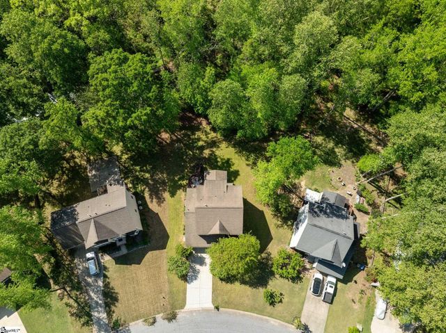 513 Scarlet Oak Drive, Fountain Inn, SC 29644