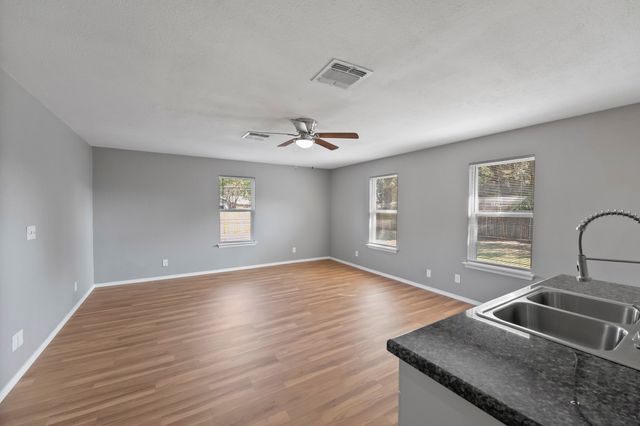 317 E Glendale Street, Crowley, TX 76036