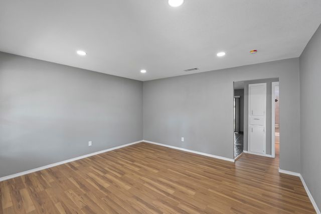 317 E Glendale Street, Crowley, TX 76036