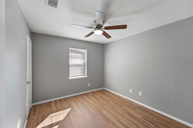 317 E Glendale Street, Crowley, TX 76036