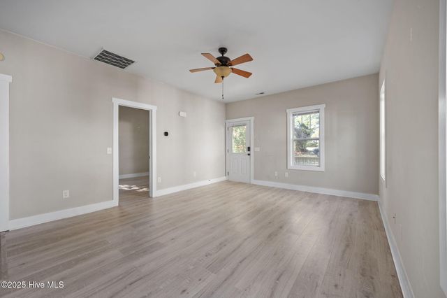 644 E Ocean Road, Holly Ridge, NC 28445