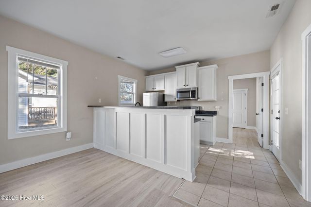 644 E Ocean Road, Holly Ridge, NC 28445