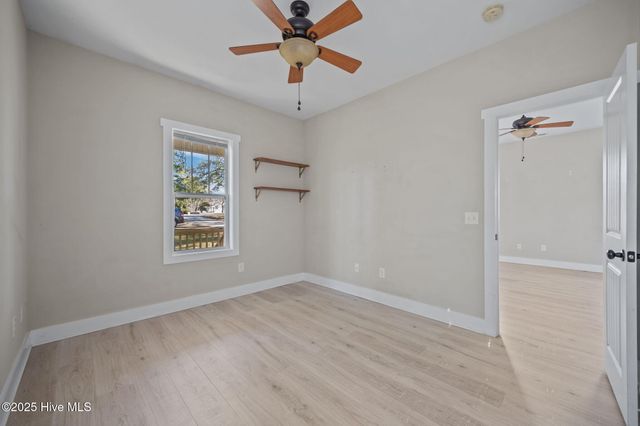 644 E Ocean Road, Holly Ridge, NC 28445