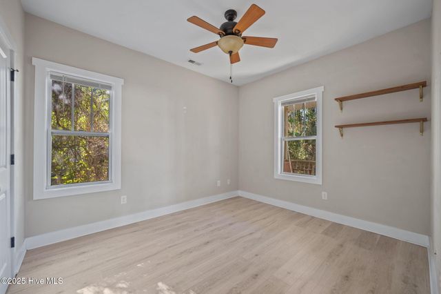 644 E Ocean Road, Holly Ridge, NC 28445