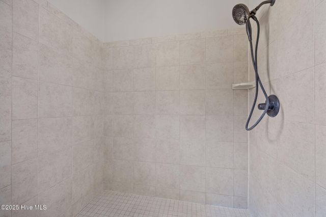 644 E Ocean Road, Holly Ridge, NC 28445