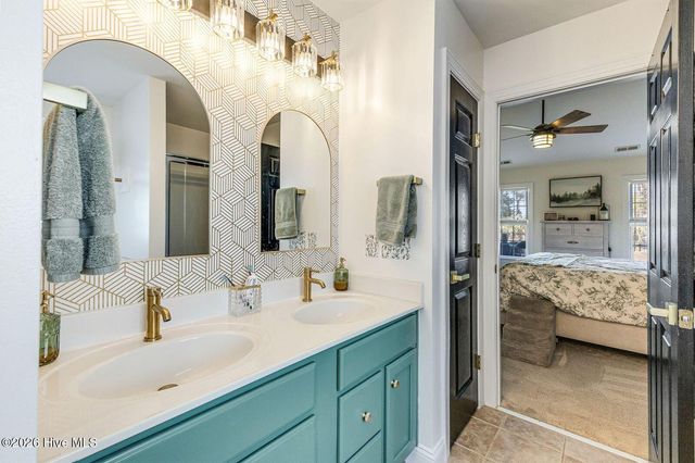 5004 Summerswell Lane, Southport, NC 28461