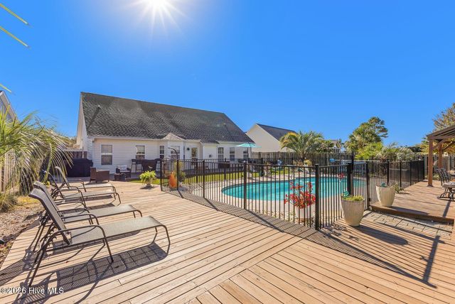 5004 Summerswell Lane, Southport, NC 28461