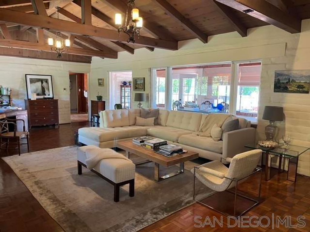 5331 La Glorieta, Rancho Santa Fe, CA 92067