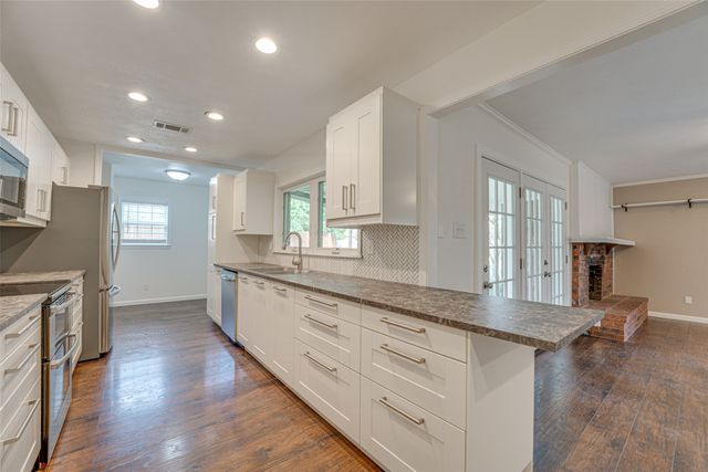 3113 Powell Drive, Rowlett, TX 75088