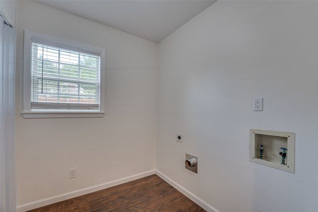 3113 Powell Drive, Rowlett, TX 75088