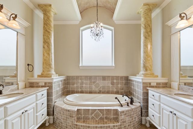 1604 Catalina Bay Court, Granbury, TX 76048