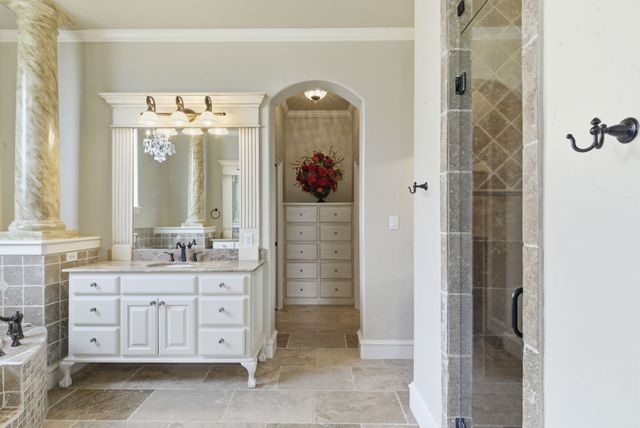 1604 Catalina Bay Court, Granbury, TX 76048