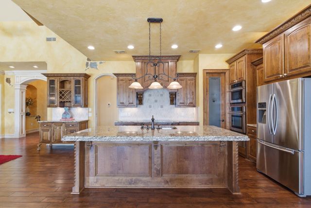 1604 Catalina Bay Court, Granbury, TX 76048